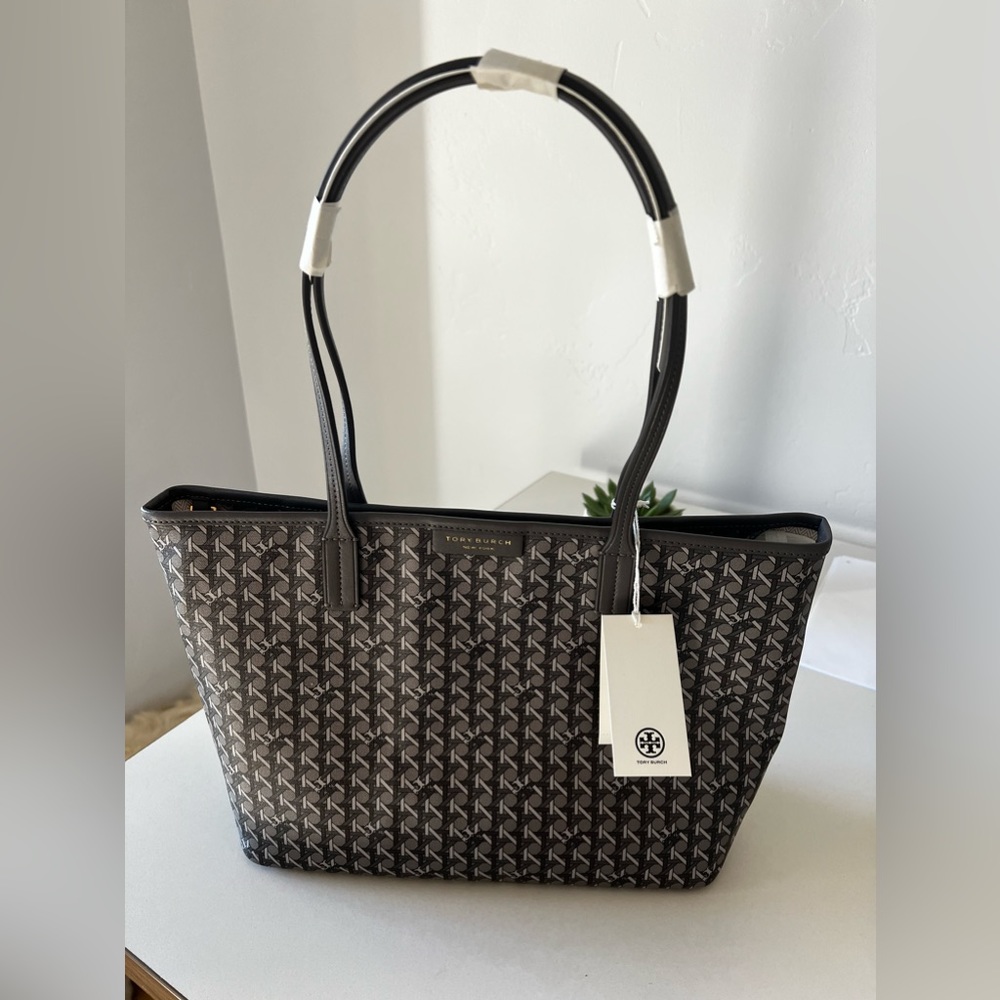Tory Burch Ever Ready Tote NWT